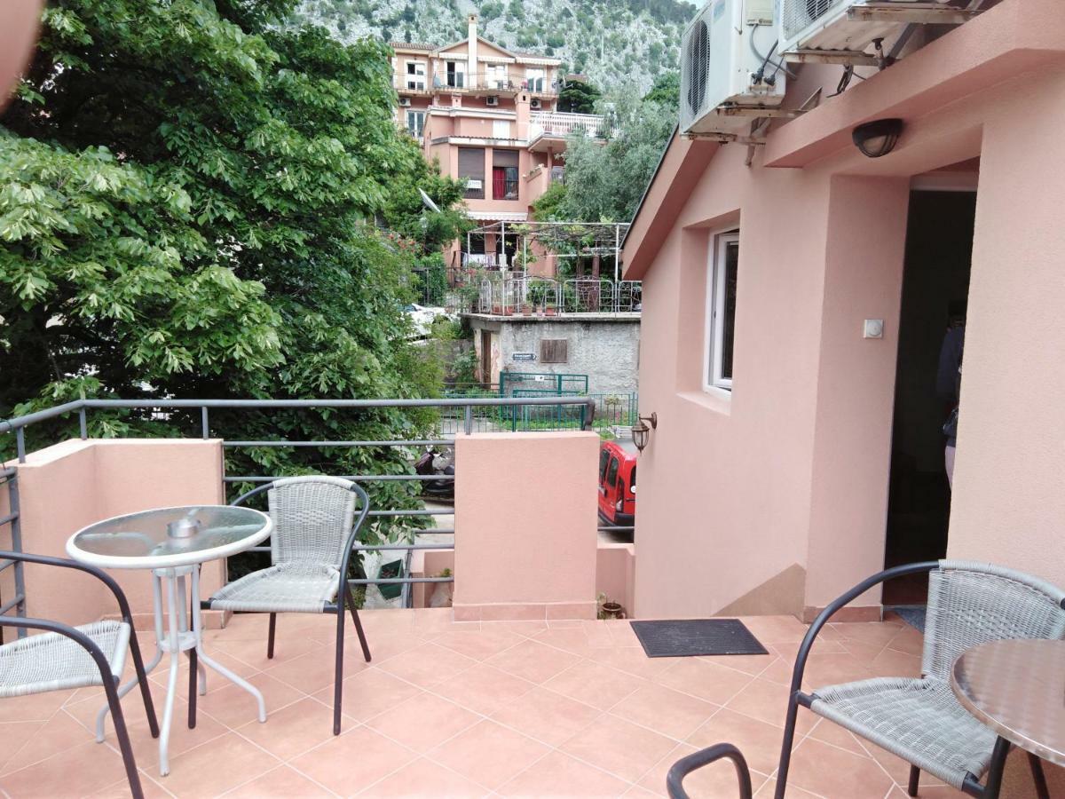 Apartments Martiva Kotor Ngoại thất bức ảnh